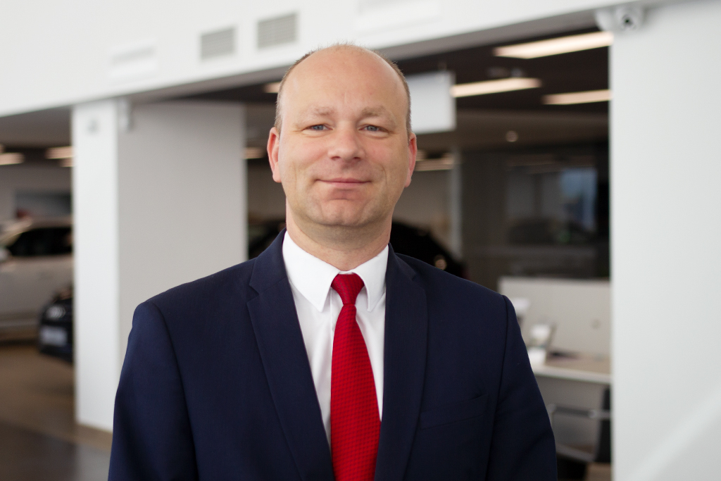 Kontakt - Audi Tartu